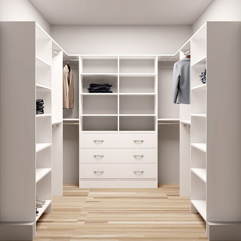 Image of a walk in closet